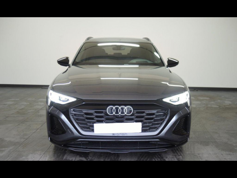 Audi Q8 E-tron quattro электро 2024 id-1006191 Купить Audi Q8 E-tron quattro электро 2024 id-1006191 в Киеве, Фото №2