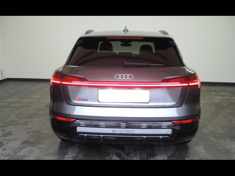 Audi Q8 E-tron quattro электро 2024 id-1006191 Купить Audi Q8 E-tron quattro электро 2024 id-1006191 в Киеве, Фото №3