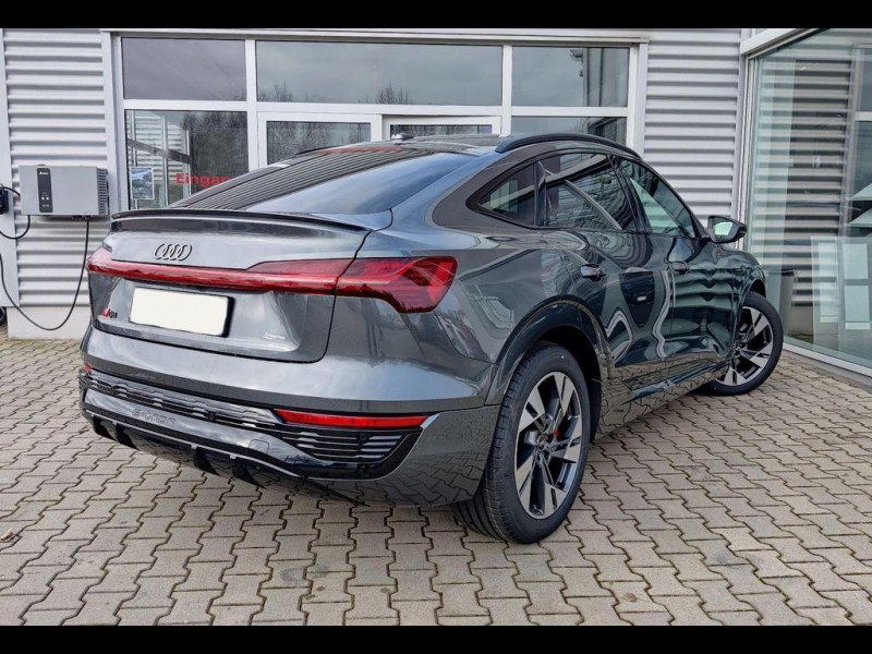 Audi Q8 Sportback e-tron quattro электро 2024 id-1006190 Купить Audi Q8 Sportback e-tron quattro электро 2024 id-1006190 в Киеве, Фото №2