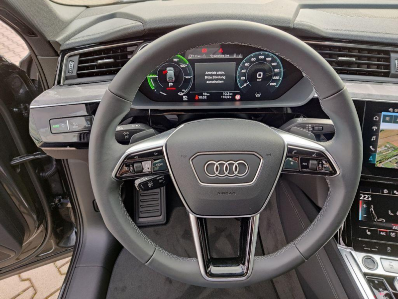 Audi Q8 Sportback e-tron quattro электро 2024 id-1006190 Купить Audi Q8 Sportback e-tron quattro электро 2024 id-1006190 в Киеве, Фото №3