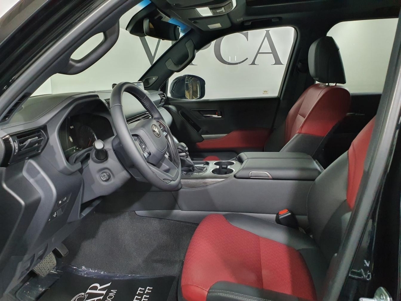 Купить Toyota Land Cruiser 300 Premium 70th дизель 2026 id-1006198 в Киеве, Фото №16