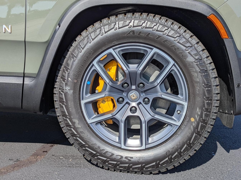 Купить Rivian R1T Launch Edition электро 2025 id-1006213 в Киеве, Фото №34