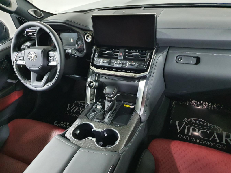 Toyota Land Cruiser 300 Premium 70th бензин 2022 id-1006224 Купить Toyota Land Cruiser 300 Premium 70th бензин 2022 id-1006224 в Киеве, Фото №16