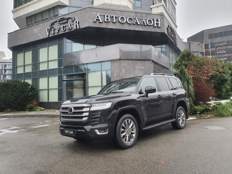 Toyota Land Cruiser 300 Premium 70th бензин 2026 id-1006224