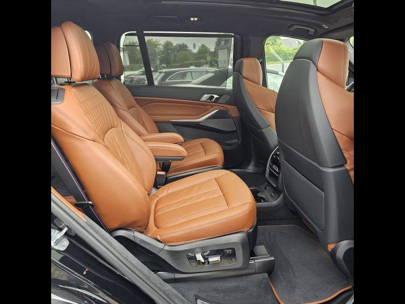 BMW X7 M60i бензин 2024 id-1006226 Купить BMW X7 M60i бензин 2024 id-1006226 в Киеве, Фото №10