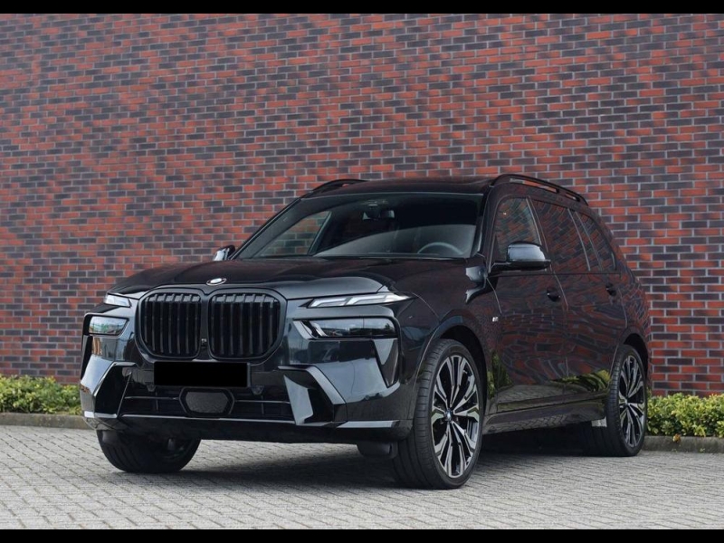 BMW X7 xDrive40d дизель 2025 id-1006227