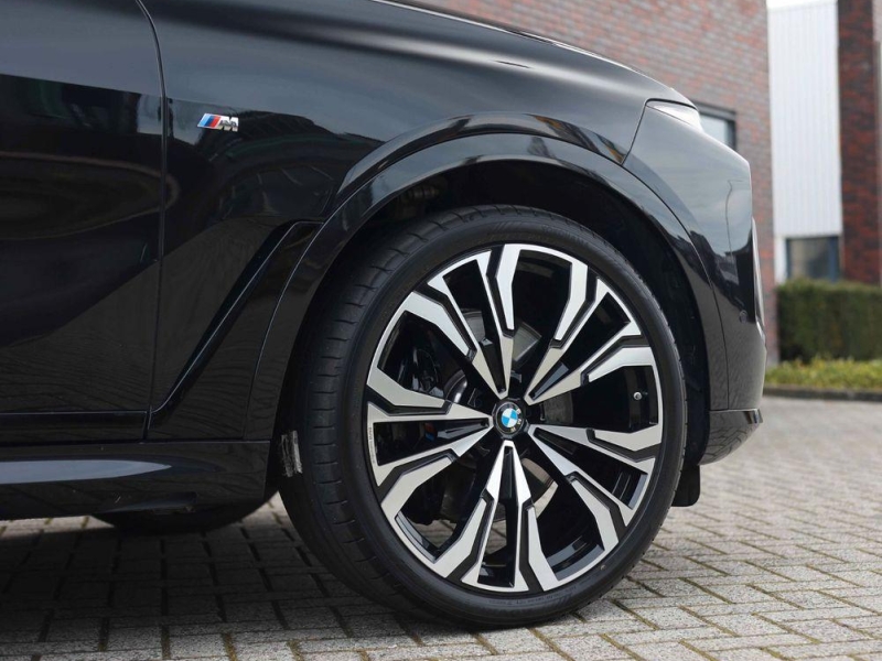 BMW X7 xDrive40d дизель 2025 id-1006227 Купить BMW X7 xDrive40d дизель 2025 id-1006227 в Киеве, Фото №19