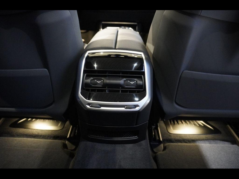 Купить BMW i7 xDrive60 электро 2025 id-1006231 в Киеве, Фото №6