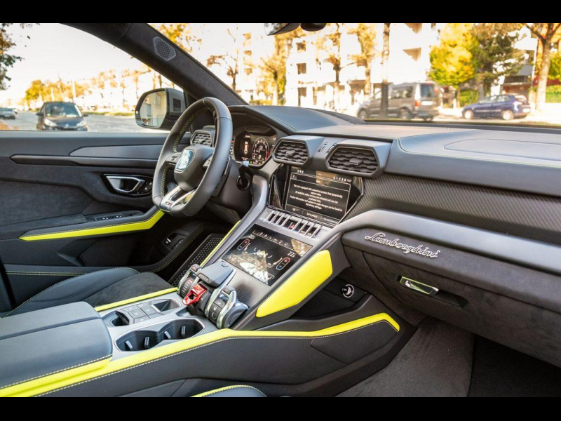 Lamborghini Urus Pearl Capsule бензин 2022 id-1006241 Купить Lamborghini Urus Pearl Capsule бензин 2022 id-1006241 в Киеве, Фото №12