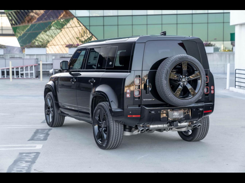 Land-Rover Defender James Bond Edition бензин 2024 id-1006259 Купить Land-Rover Defender James Bond Edition бензин 2024 id-1006259 в Киеве, Фото №5