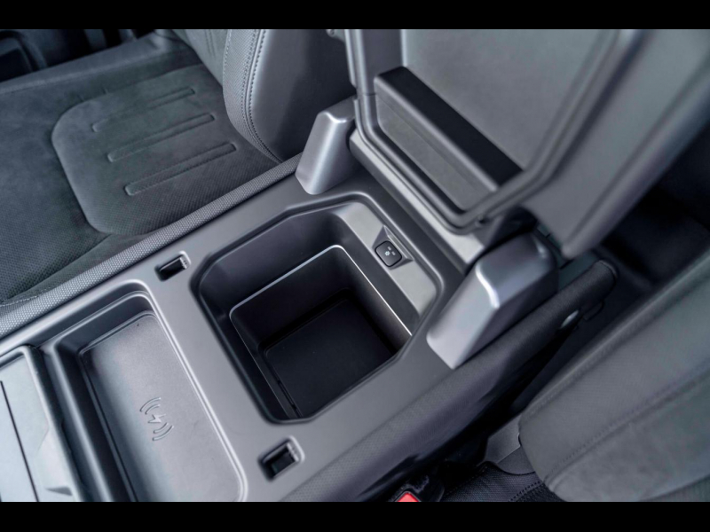 Land-Rover Defender James Bond Edition бензин 2024 id-1006259 Купить Land-Rover Defender James Bond Edition бензин 2024 id-1006259 в Киеве, Фото №7