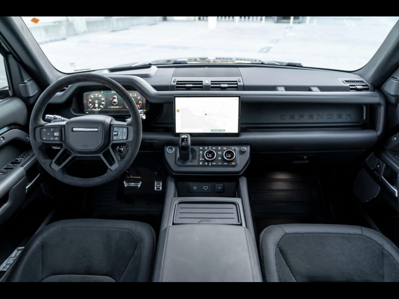 Land-Rover Defender James Bond Edition бензин 2024 id-1006259 Купить Land-Rover Defender James Bond Edition бензин 2024 id-1006259 в Киеве, Фото №11