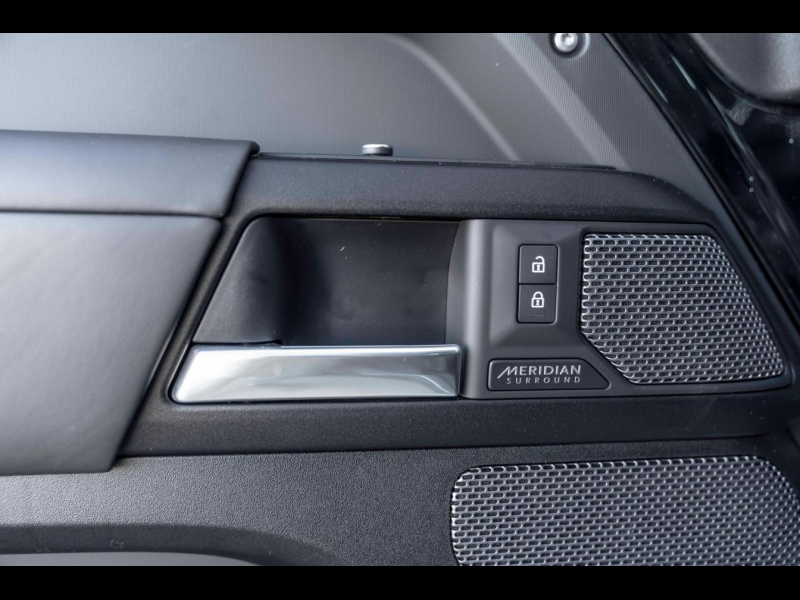 Land-Rover Defender James Bond Edition бензин 2024 id-1006259 Купить Land-Rover Defender James Bond Edition бензин 2024 id-1006259 в Киеве, Фото №14