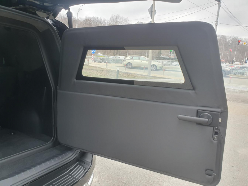 Toyota Land Cruiser 300 Premium 70th GUARD B6+ бензин 2021 id-1006284 Купить Toyota Land Cruiser 300 Premium 70th GUARD B6+ бензин 2021 id-1006284 в Киеве, Фото №40