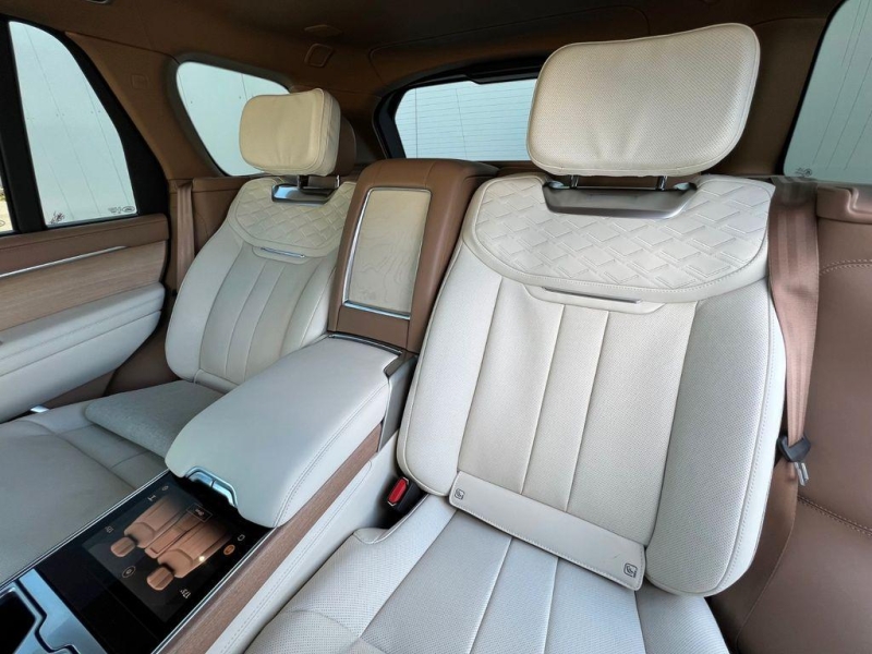 Land-Rover Range-Rover SVAutobiography Long бензин 2025 id-1006325 Купить Land-Rover Range-Rover SVAutobiography Long бензин 2025 id-1006325 в Киеве, Фото №8