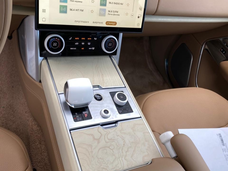 Land-Rover Range-Rover SVAutobiography Long бензин 2025 id-1006326 Купить Land-Rover Range-Rover SVAutobiography Long бензин 2025 id-1006326 в Киеве, Фото №6