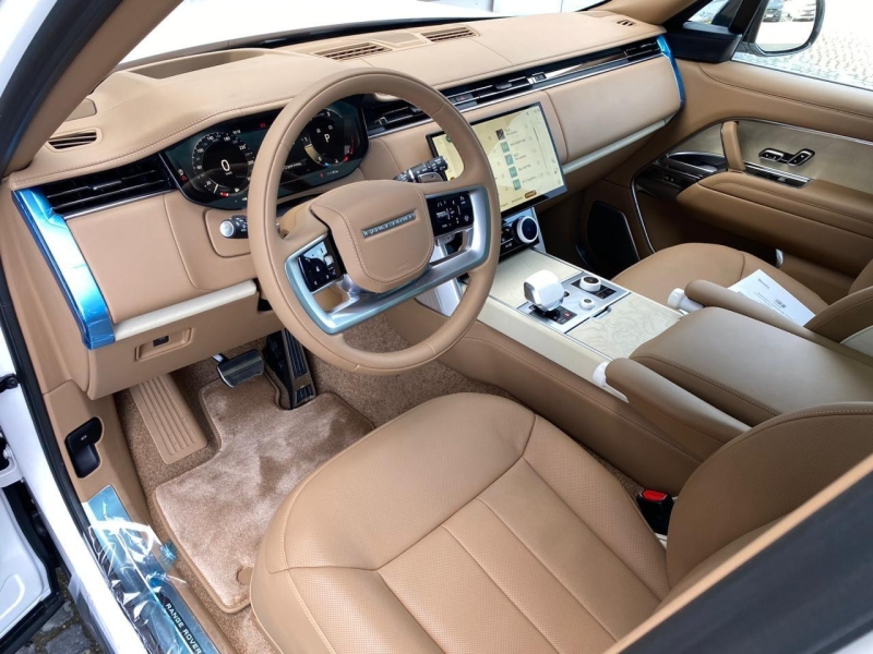 Купить Land-Rover Range-Rover SVAutobiography Long бензин 2026 id-1006326 в Киеве, Фото №11