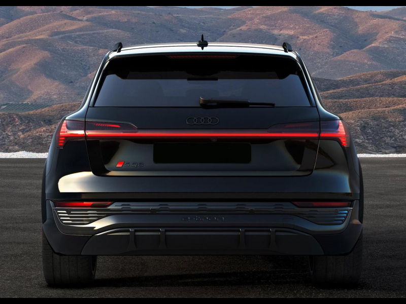 Audi SQ8 e-tron quattro электро 2024 id-1006328 Купить Audi SQ8 e-tron quattro электро 2024 id-1006328 в Киеве, Фото №4