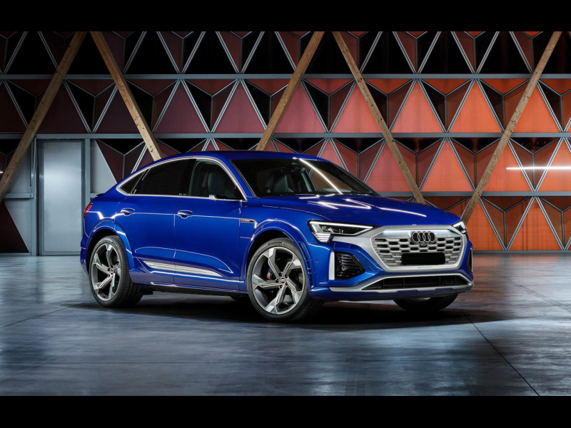 Audi SQ8 Sportback e-tron quattro электро 2024 id-1006327 Купить Audi SQ8 Sportback e-tron quattro электро 2024 id-1006327 в Киеве, Фото №3