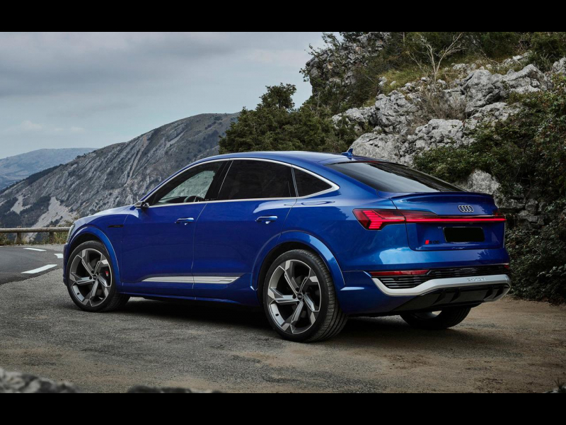 Audi SQ8 Sportback e-tron quattro электро 2024 id-1006327 Купить Audi SQ8 Sportback e-tron quattro электро 2024 id-1006327 в Киеве, Фото №6