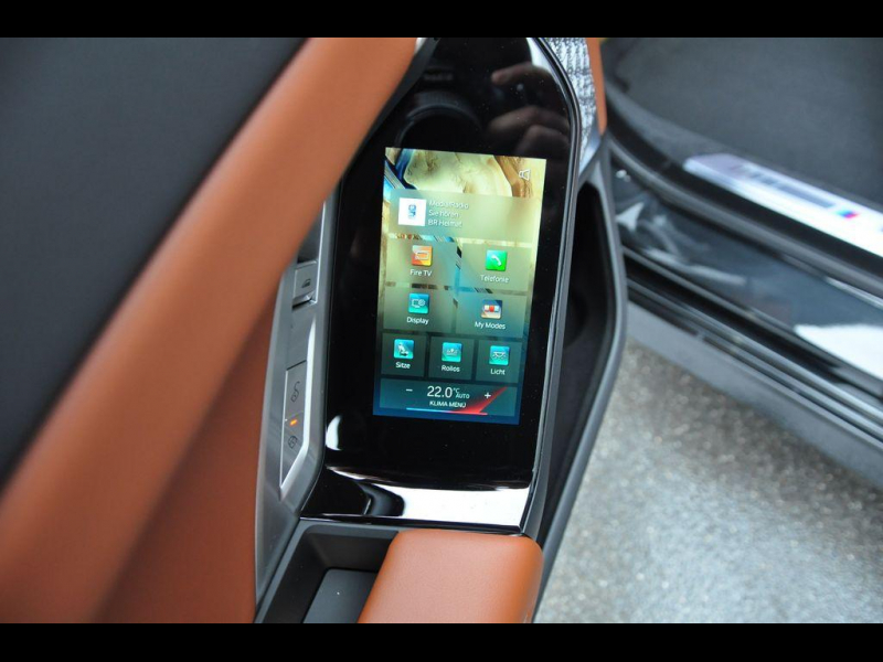 BMW i7 xDrive60 электро 2024 id-1006343 Купить BMW i7 xDrive60 электро 2024 id-1006343 в Киеве, Фото №12