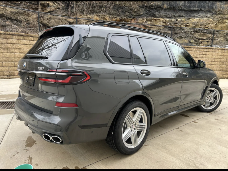BMW X7 M60i Alpina XB7 бензин 2025 id-1006388 Купить BMW X7 M60i Alpina XB7 бензин 2025 id-1006388 в Киеве, Фото №5