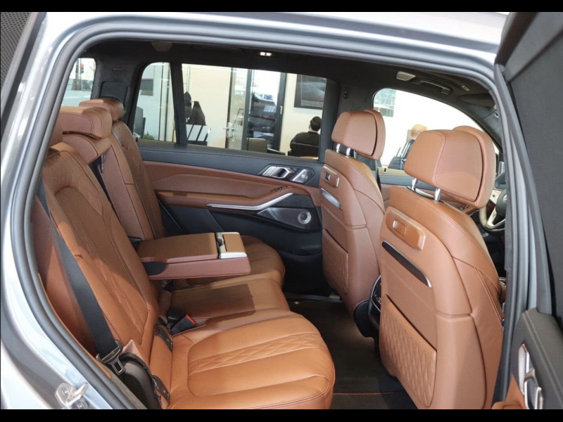 Купить BMW X7 Alpina бензин 2025 id-1006388 в Киеве, Фото №3