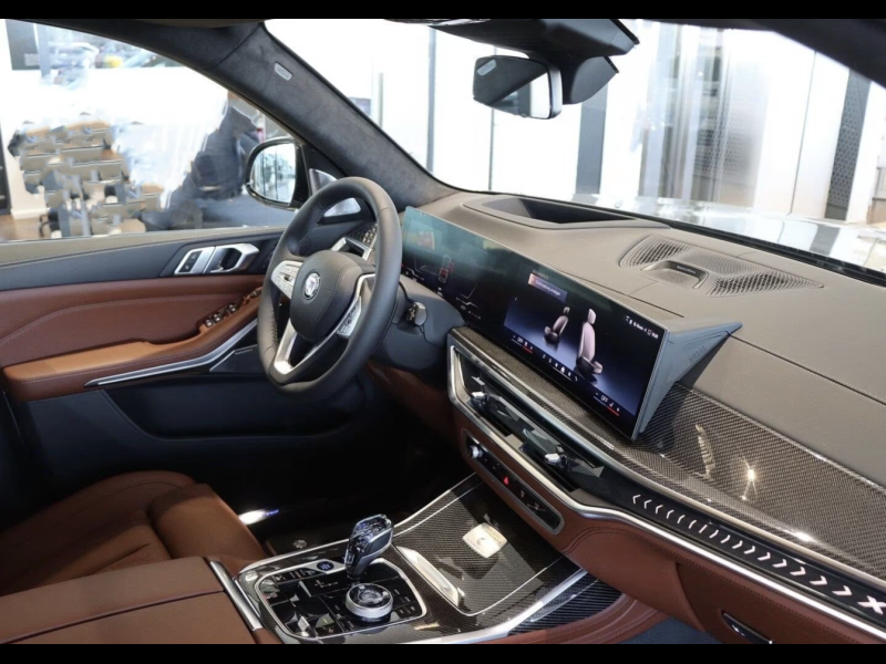 Купить BMW X7 Alpina бензин 2025 id-1006388 в Киеве, Фото №4