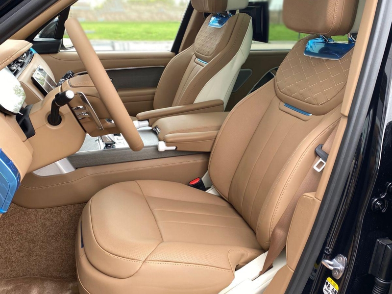 Купить Land-Rover Range-Rover SVAutobiography Long дизель 2025 id-1006400 в Киеве, Фото №2