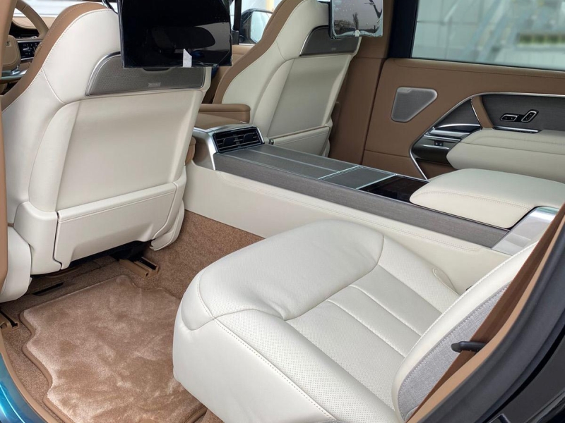 Купить Land-Rover Range-Rover SVAutobiography Long дизель 2025 id-1006400 в Киеве, Фото №4