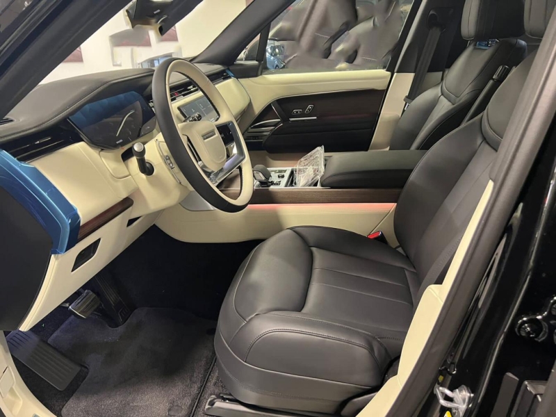 Купить Land-Rover Range-Rover Autobiography дизель 2026 id-1006407 в Киеве, Фото №3