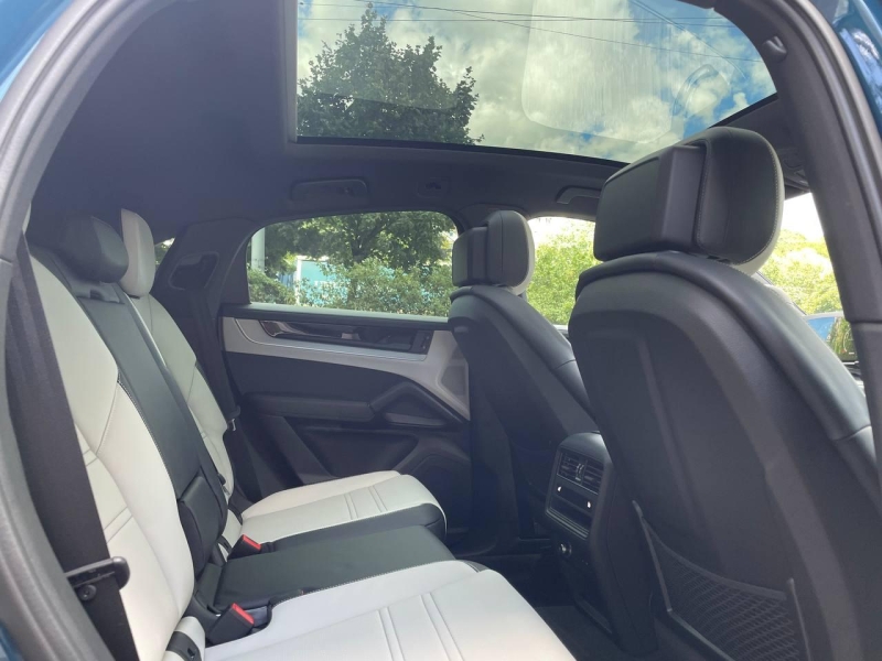 Porsche Cayenne Coupe бензин 2025 id-1006013 Купить Porsche Cayenne Coupe бензин 2025 id-1006013 в Киеве, Фото №13