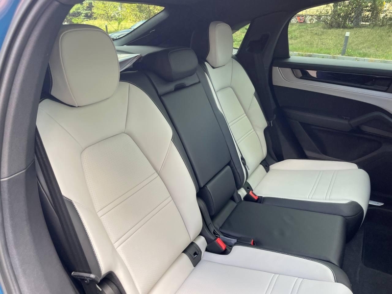 Porsche Cayenne Coupe бензин 2025 id-1006013 Купить Porsche Cayenne Coupe бензин 2025 id-1006013 в Киеве, Фото №15