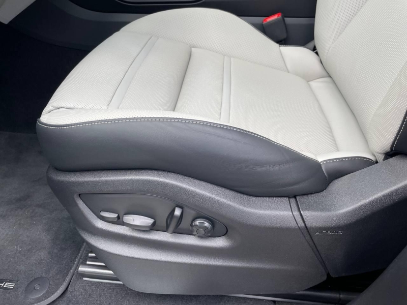 Porsche Cayenne Coupe бензин 2025 id-1006013 Купить Porsche Cayenne Coupe бензин 2025 id-1006013 в Киеве, Фото №28