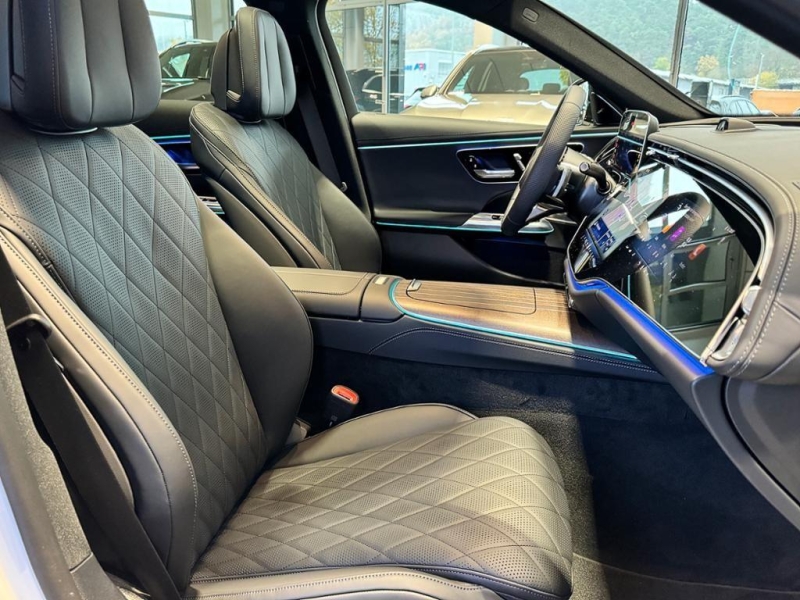 Купить Mercedes-Benz E 400e 4MATIC гибрид 2025 id-1006430 в Киеве, Фото №9
