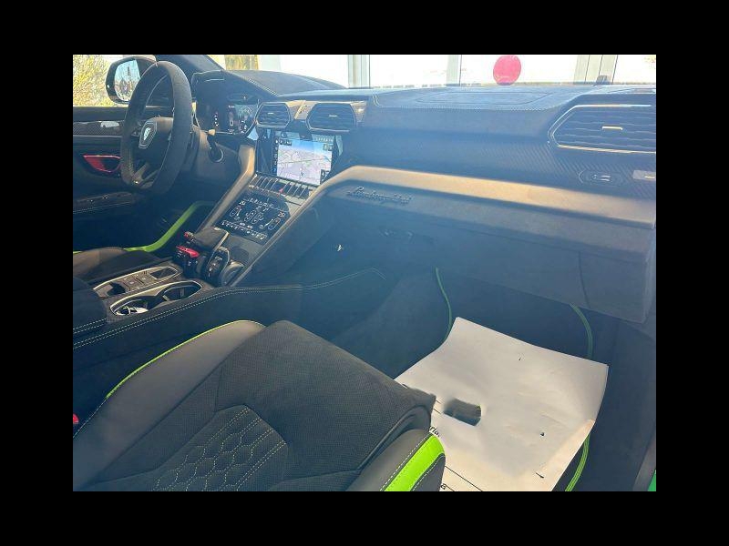 Купить Lamborghini Urus Performante бензин 2025 id-1006440 в Киеве, Фото №4