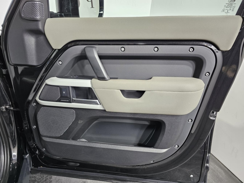 Купить Land-Rover Defender 110 SE дизель 2022 id-1006447 в Киеве, Фото №18