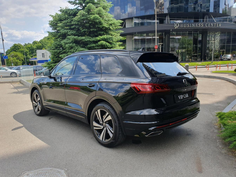 Купить Volkswagen Touareg R-Line дизель 2023 id-1006458 в Киеве, Фото №4