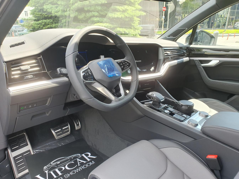 Купить Volkswagen Touareg R-Line дизель 2023 id-1006458 в Киеве, Фото №5