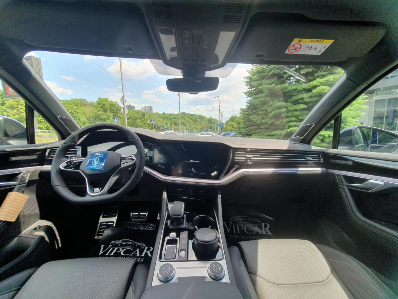 Купить Volkswagen Touareg R-Line дизель 2023 id-1006458 в Киеве, Фото №8