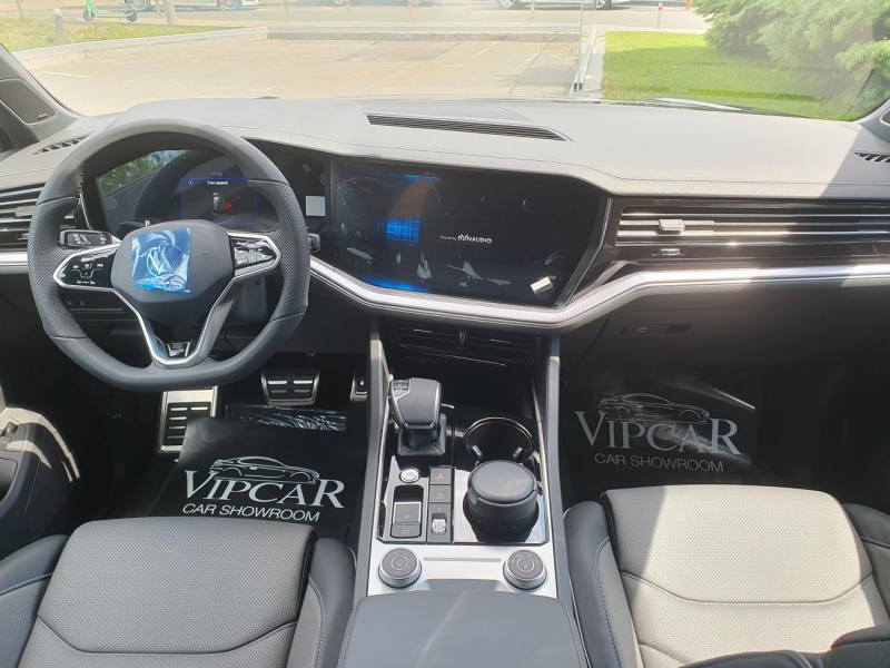 Купить Volkswagen Touareg R-Line дизель 2023 id-1006458 в Киеве, Фото №9