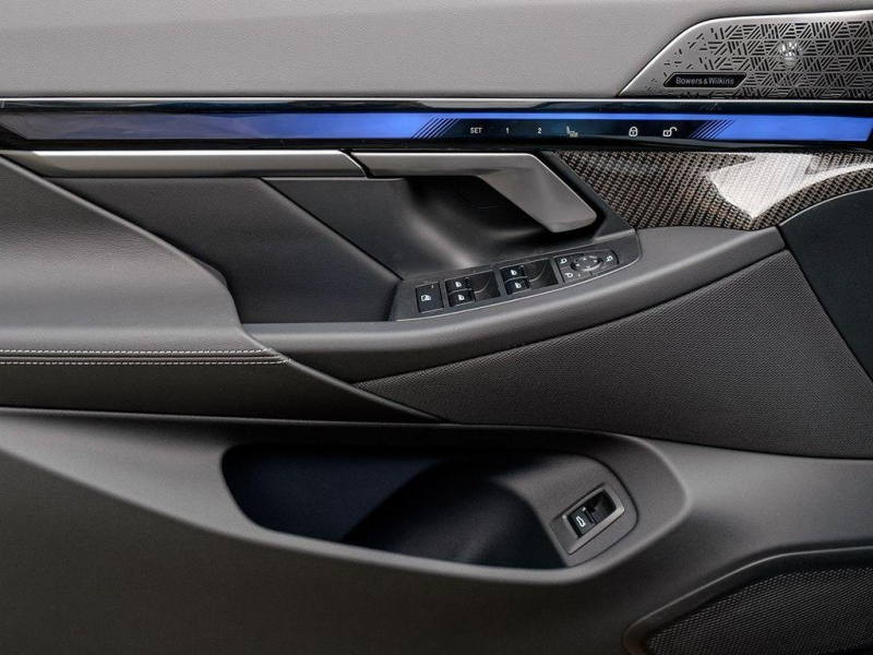 Купить BMW i5 M60 электро 2024 id-1006474 в Киеве, Фото №8