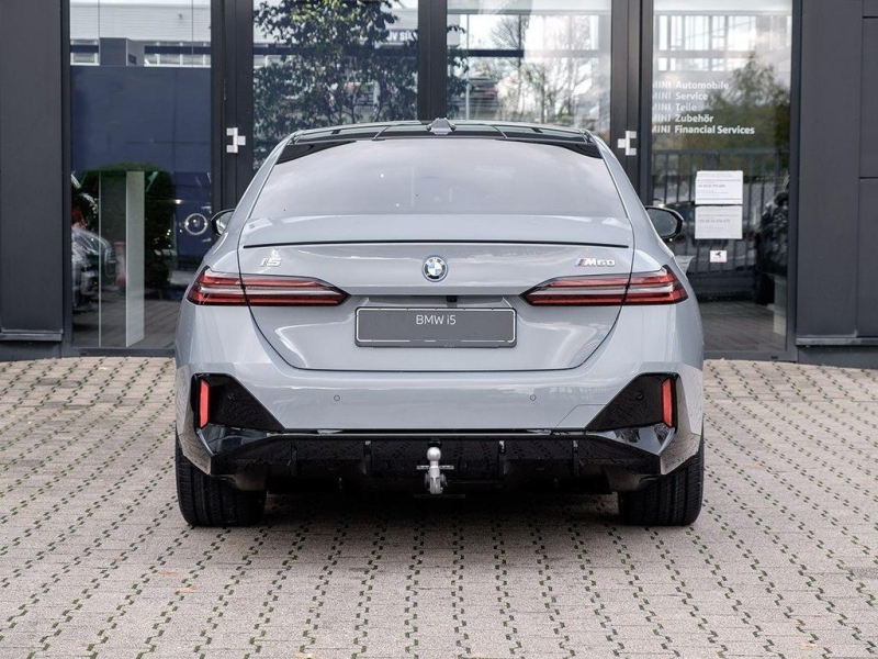 BMW i5 M60 электро 2025 id-1006474 Купить BMW i5 M60 электро 2025 id-1006474 в Киеве, Фото №3