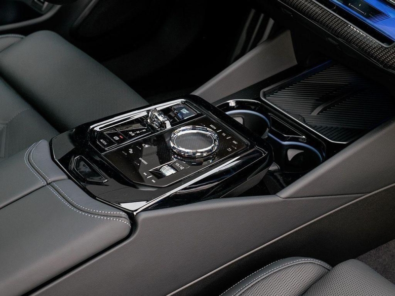 BMW i5 M60 электро 2025 id-1006474 Купить BMW i5 M60 электро 2025 id-1006474 в Киеве, Фото №7