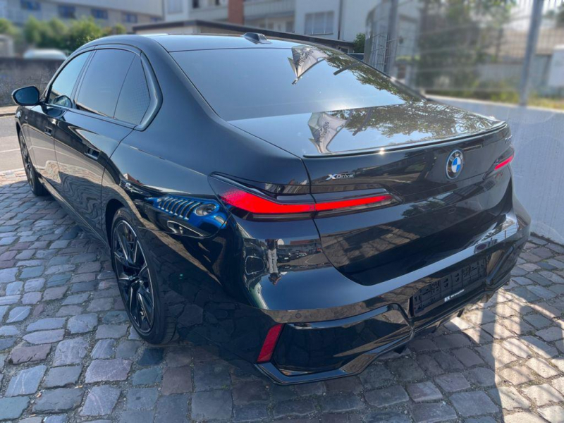 BMW 7-Series 750e xDrive гибрид 2024 id-1006506 Купить BMW 7-Series 750e xDrive гибрид 2024 id-1006506 в Киеве, Фото №1
