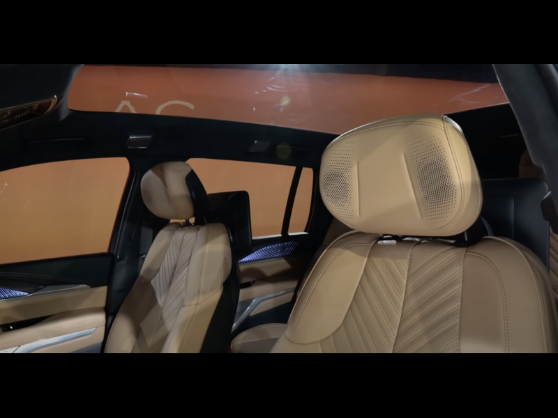 Cadillac Escalade IQ электро 2024 id-1006562 Купить Cadillac Escalade IQ электро 2024 id-1006562 в Киеве, Фото №17