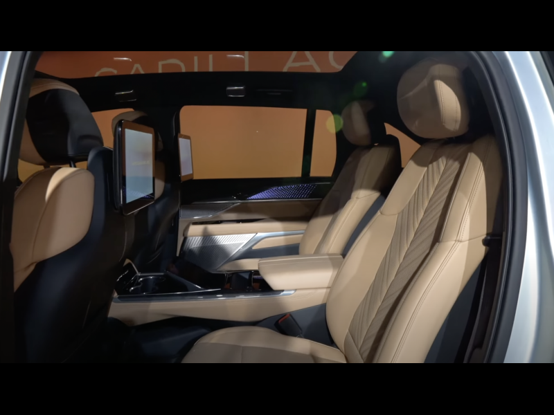 Cadillac Escalade IQ электро 2024 id-1006562 Купить Cadillac Escalade IQ электро 2024 id-1006562 в Киеве, Фото №19