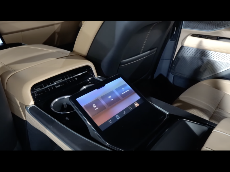 Купить Cadillac Escalade IQ электро 2025 id-1006562 в Киеве, Фото №20