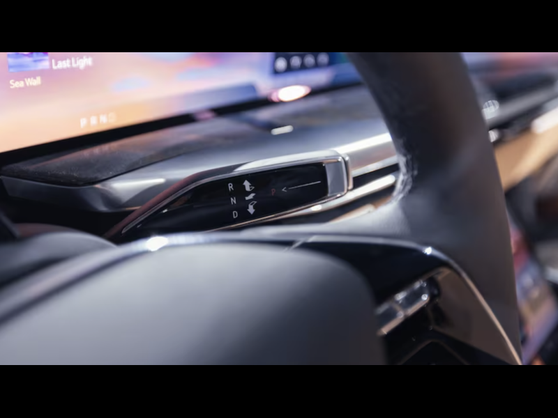 Купить Cadillac Escalade IQ электро 2025 id-1006562 в Киеве, Фото №25