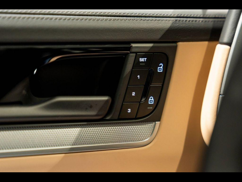 Porsche Cayenne бензин 2024 id-1006587 Купить Porsche Cayenne бензин 2024 id-1006587 в Киеве, Фото №10